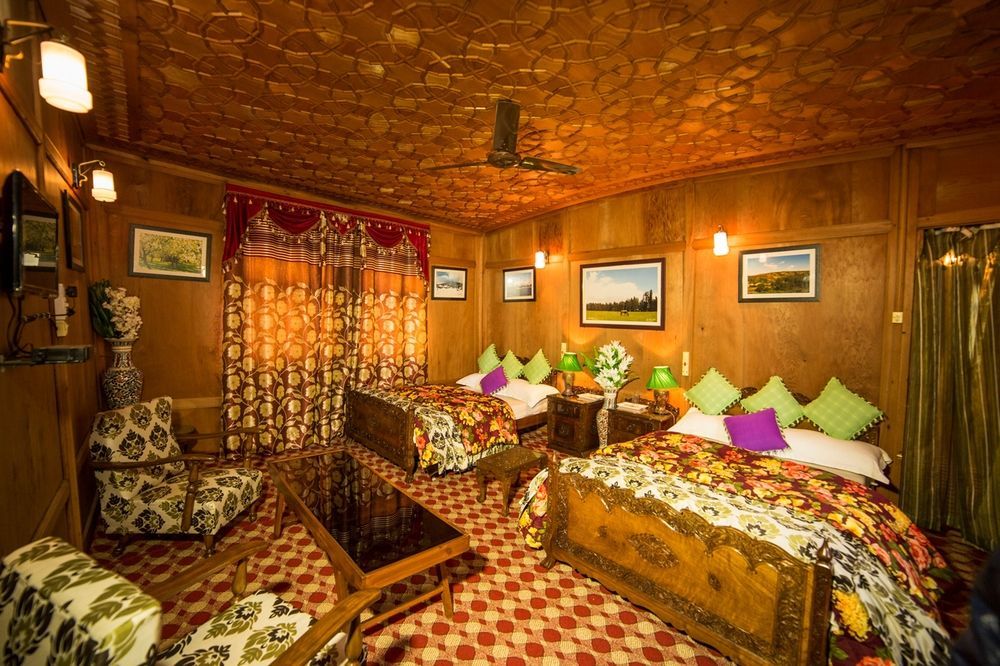 Aziz Palace Group Of Houseboats Srīnagar Eksteriør billede